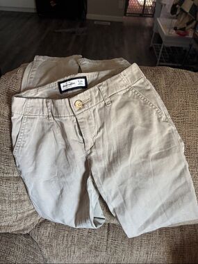 Abercrombie & Fitch Light Tan Casual Chino Shorts